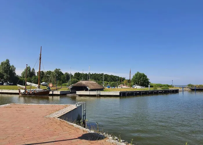 Haus In Bodstedt Mit Sauna Am Bodden Vakantiehuis